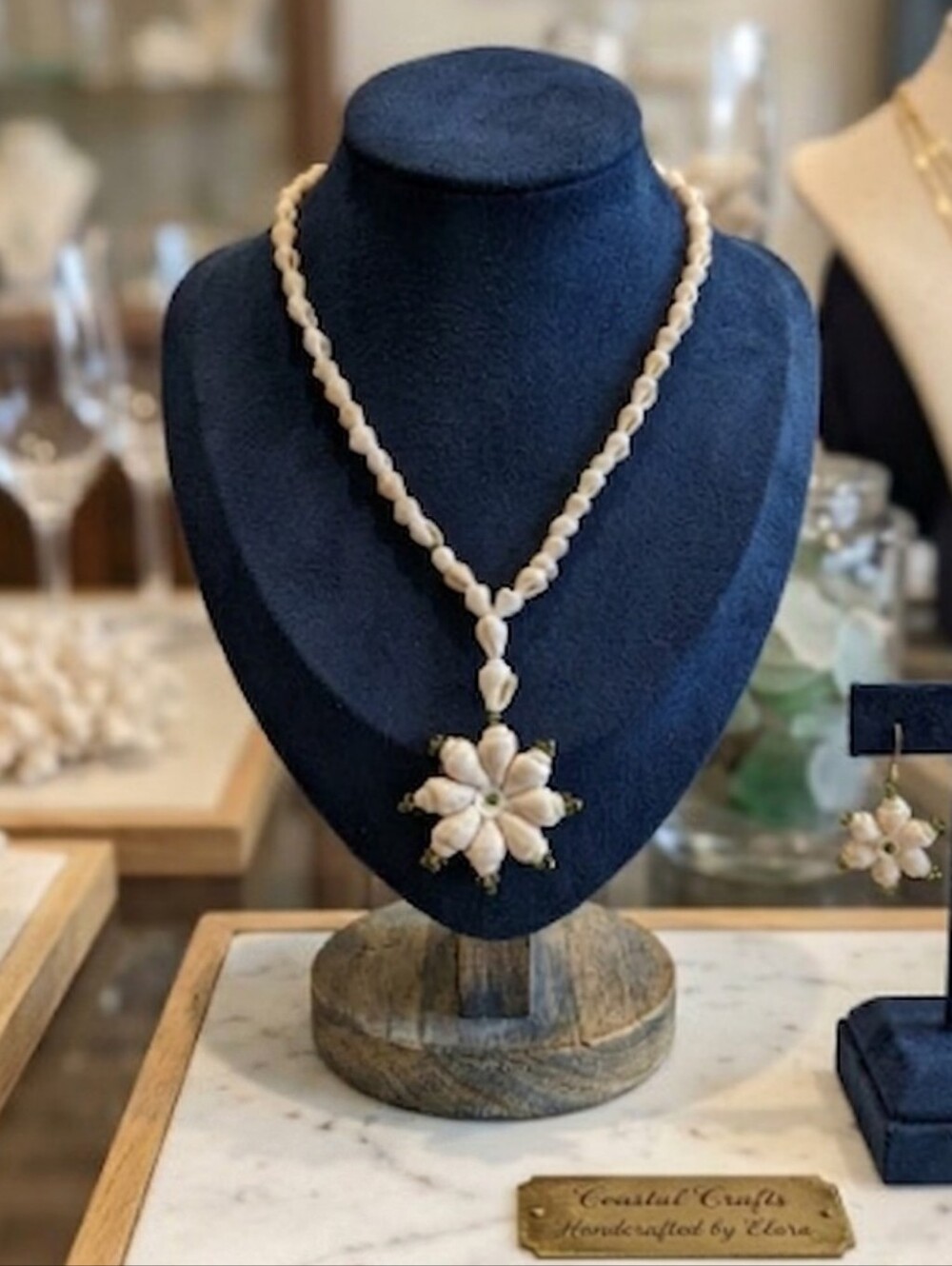 Artisan Handcrafted White Shell Flower Boho Beaded Necklace - Women Jewelry